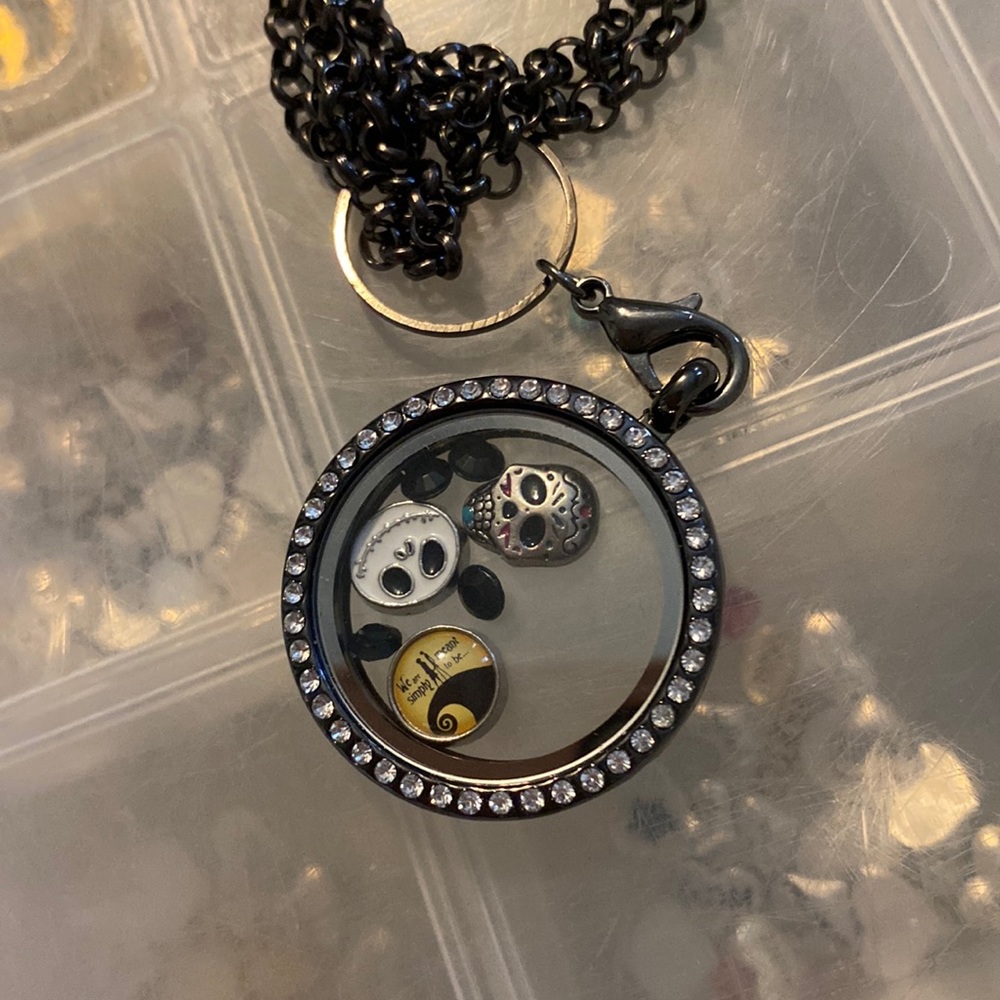 COPY - Jack floating locket